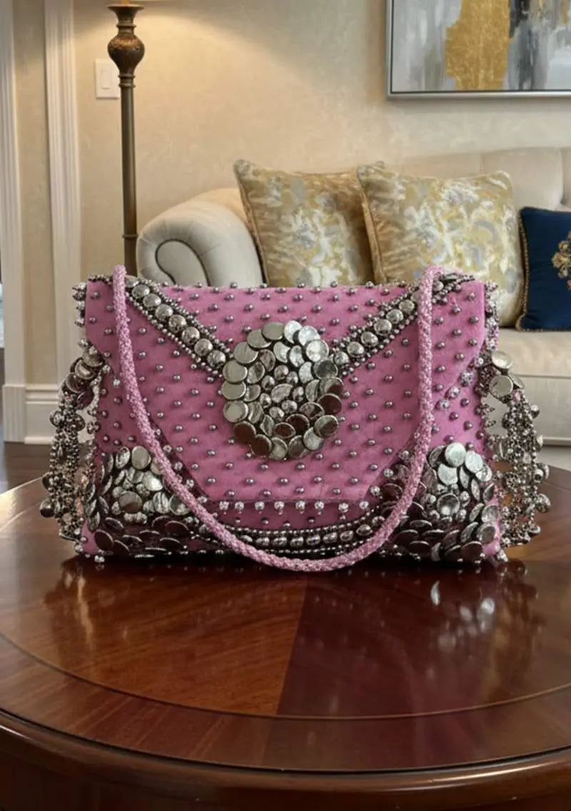 Irina Clutch Lotus & Lace